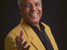 Robert Duverge prend "Le dernier train" musique